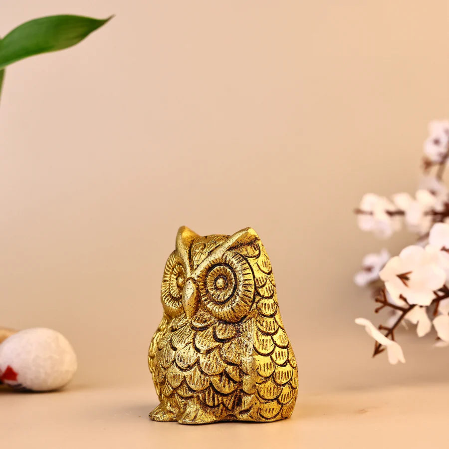 Owl – Symbol of Wisdom, Wealth & Protection